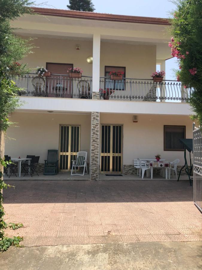 La Maison De Daniele Et Maria Apartamento Fontane Bianche Exterior foto