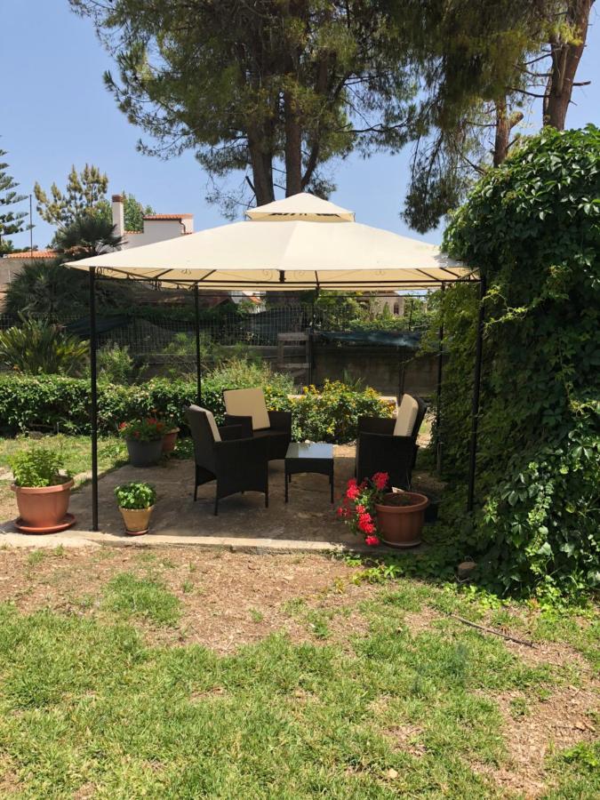 La Maison De Daniele Et Maria Apartamento Fontane Bianche Exterior foto